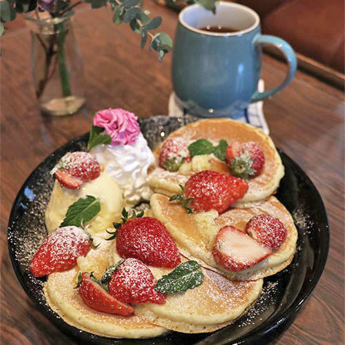 季節限定のパンケーキでいちご三昧♪