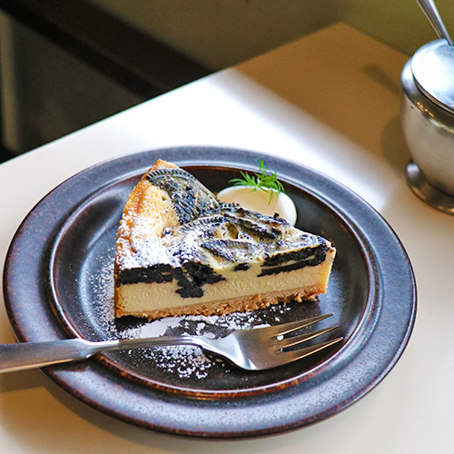 ビターとコクのオレオチーズケーキ おいしゅうございました 2月 チーズ編 Lotus Cafe カフェ 深谷市 彩北なび