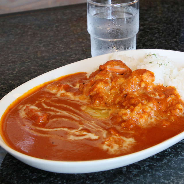 インド本場の味を　バタ―チキンカレー