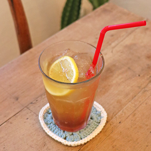 コーラ で体の中から健康に おいしゅうございました 8月スパイシー編 お茶カフェもちりん カフェ 深谷市 彩北なび