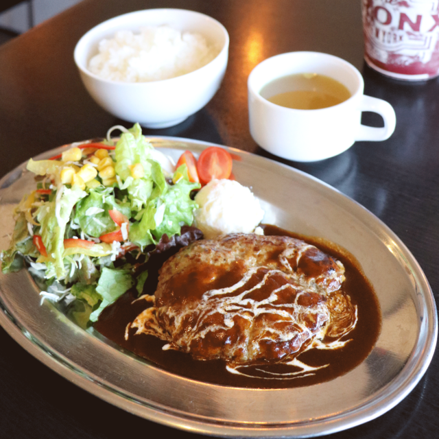 洋食屋さんのハンバーグ☆