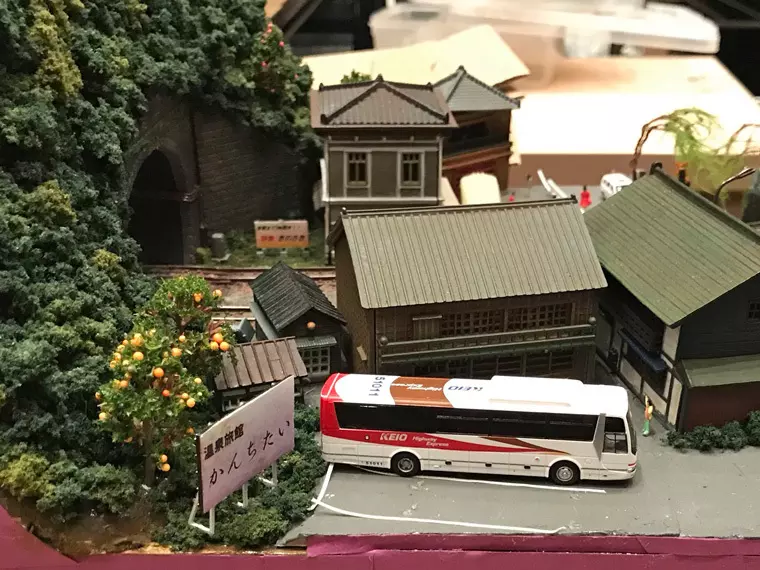 (こんな風景をどこかで見たことがあるような……そんな気にさせる作品。)