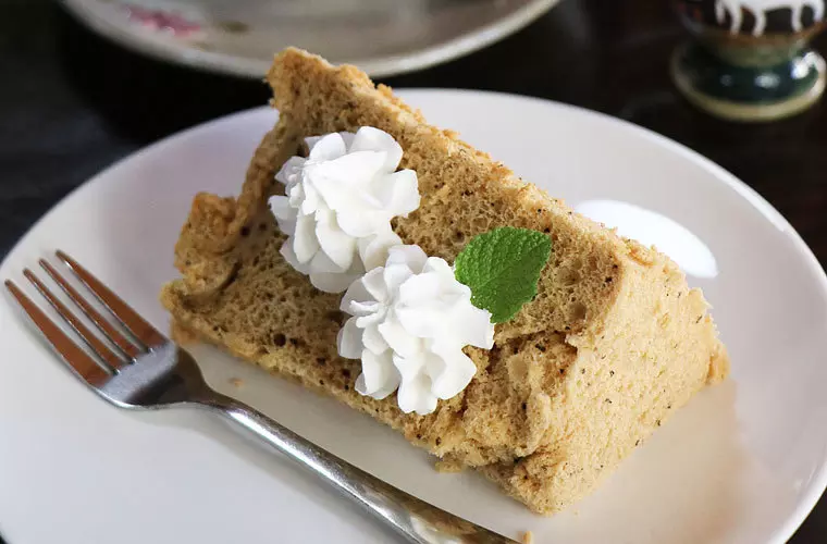 自家製シフォンケーキ（紅茶）