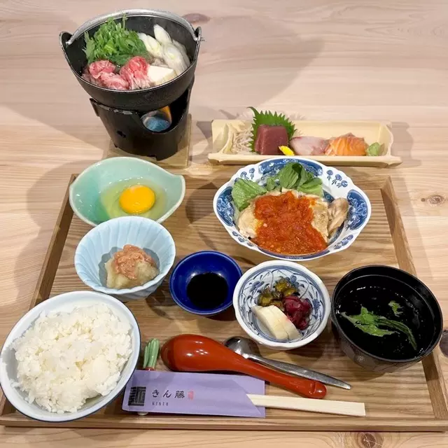とある日の夕食のメニュー