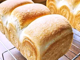 オーガニック食ぱん 三山