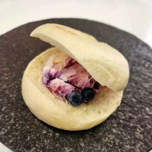 NEST. bagel.sweets