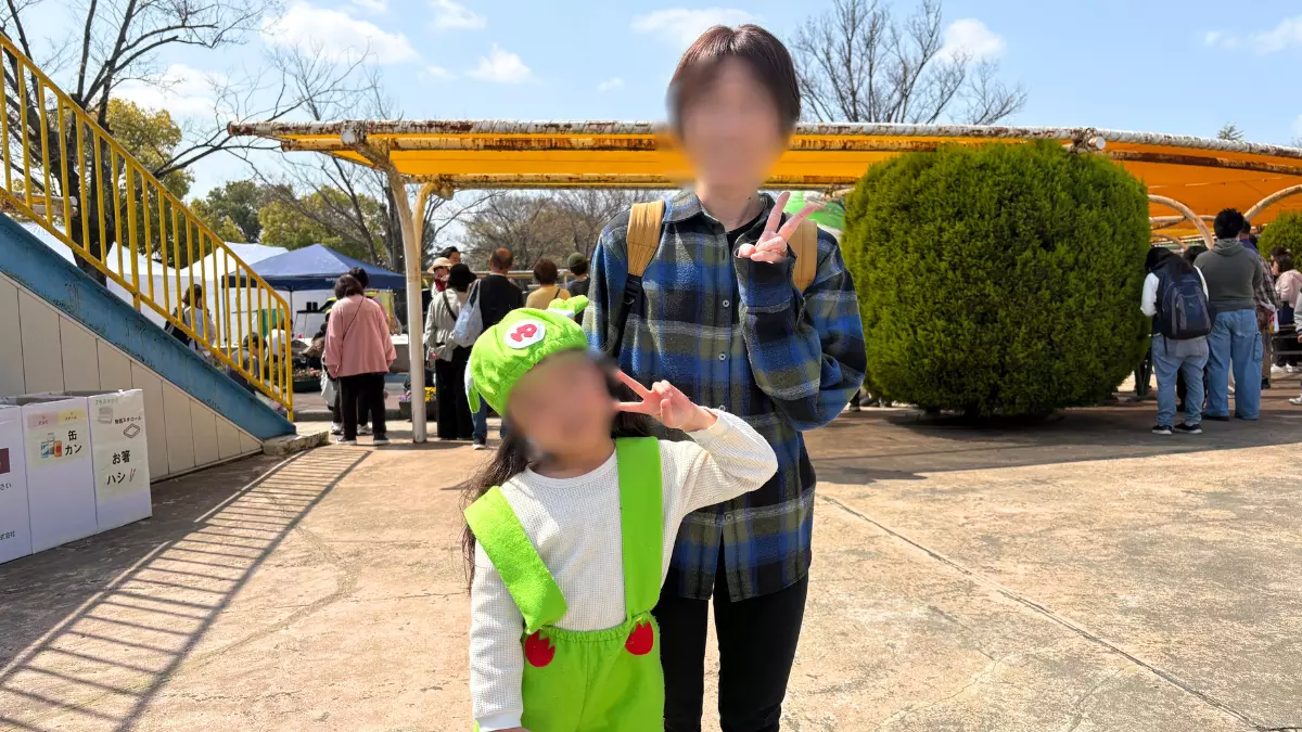 本格的！オーバーオールまで手作りのなりきりふっかちゃん。
「ふ」じゃなくてお名前の頭文字なのがイイね！